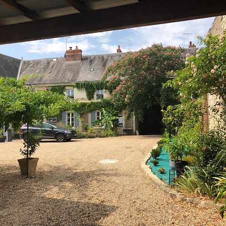 Suite En Chambre D'Hotes La Vigenna Les Ormes  Exterior foto
